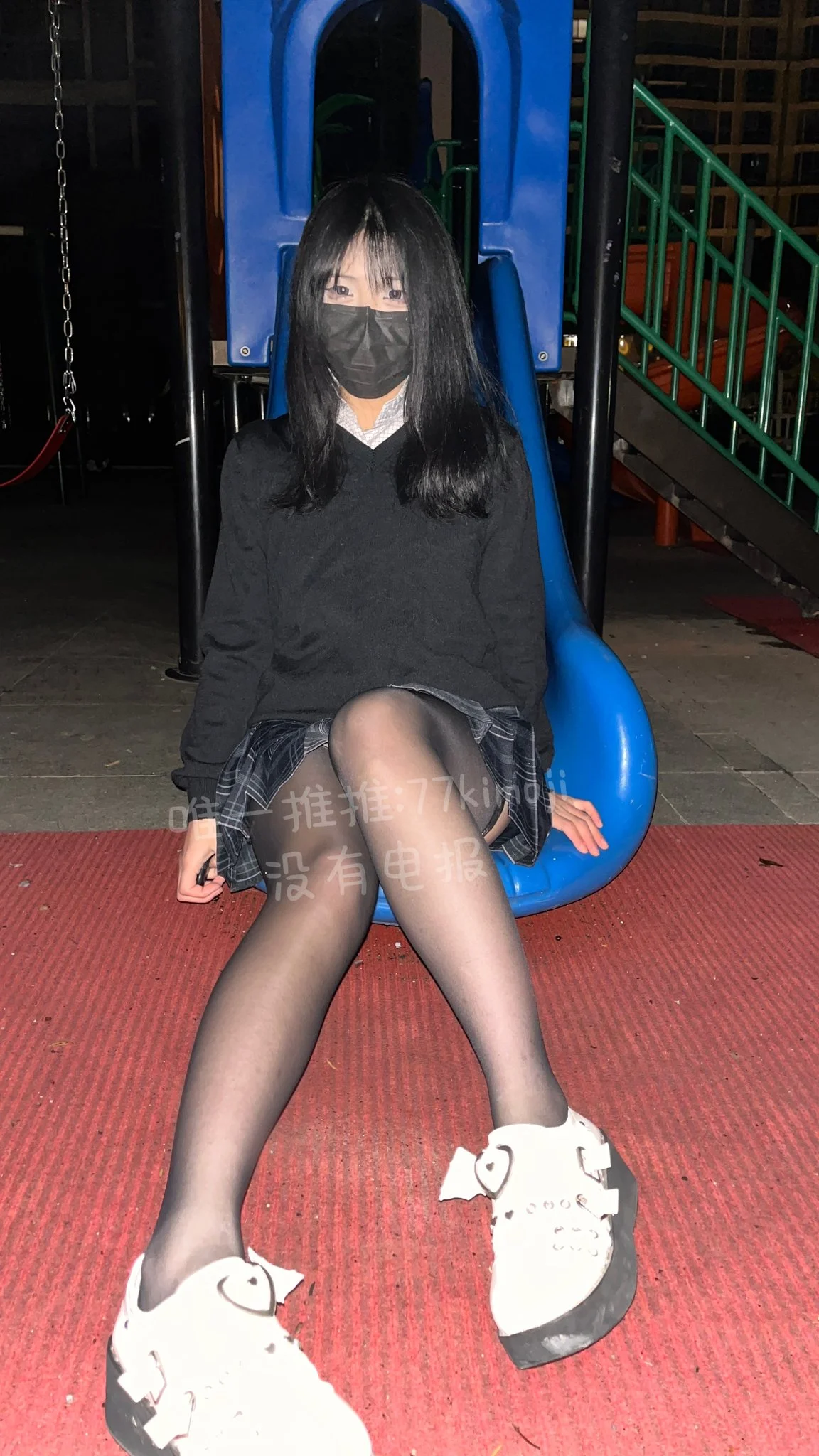 柒柒要开心@77kimoji 写真合集590v 44.6G